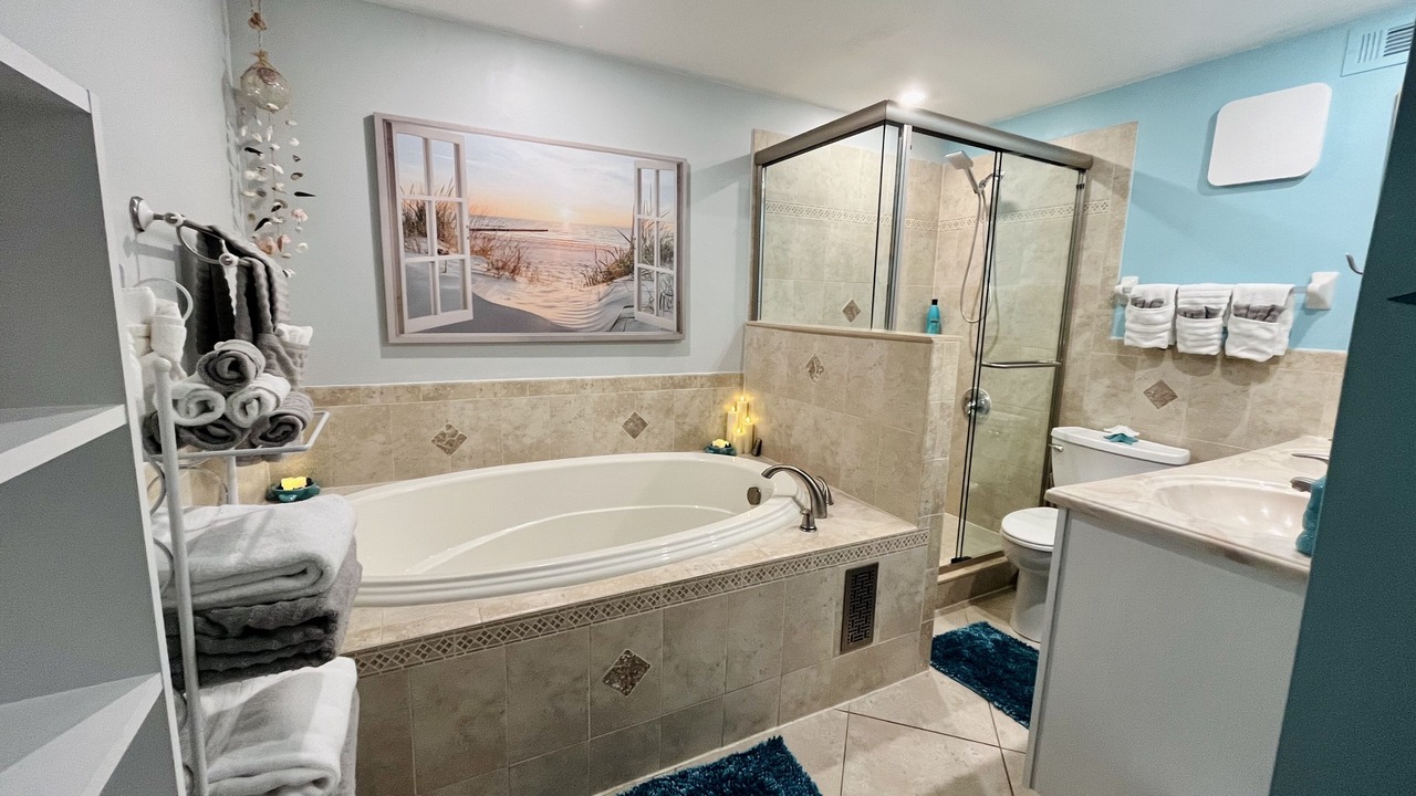 Photo of Bathroom in Hutchinson Island South