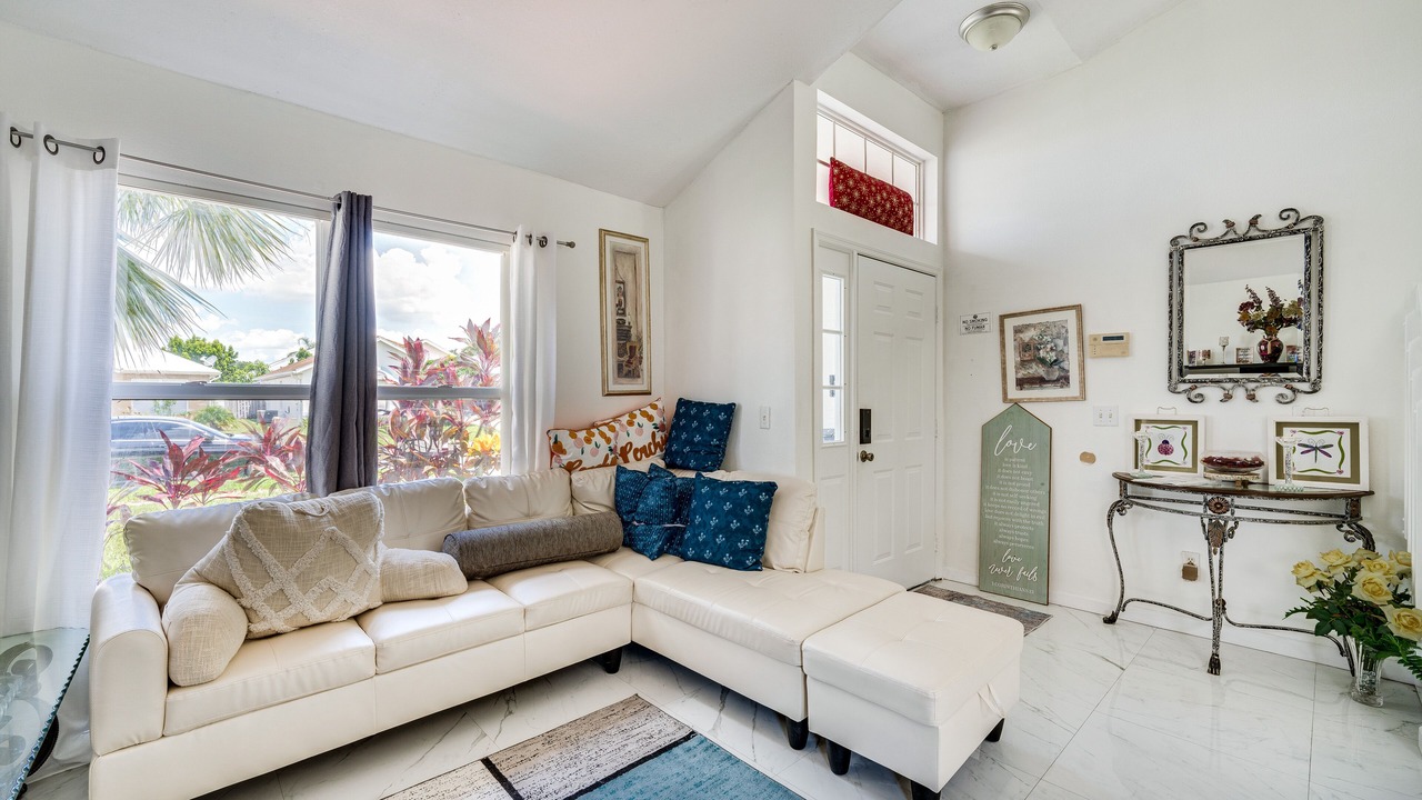 Photo of Livingroom in Chatham Park
