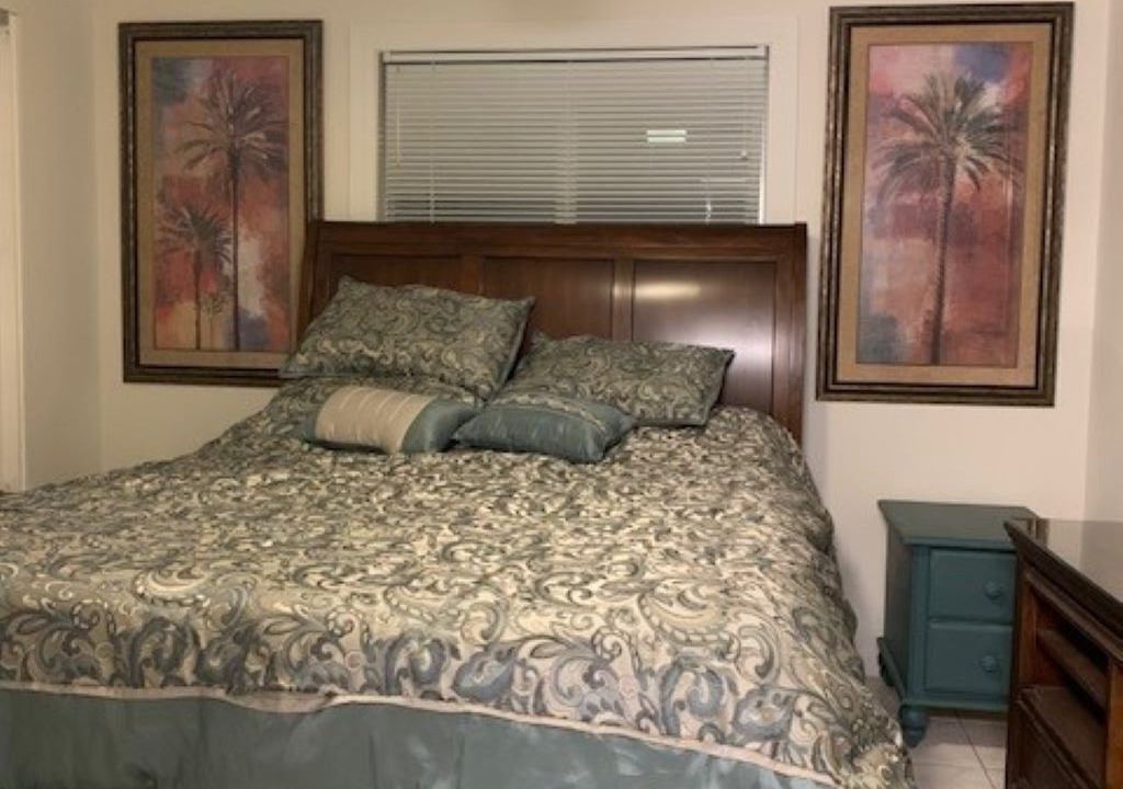 Photo of Bedroom in Saint James City