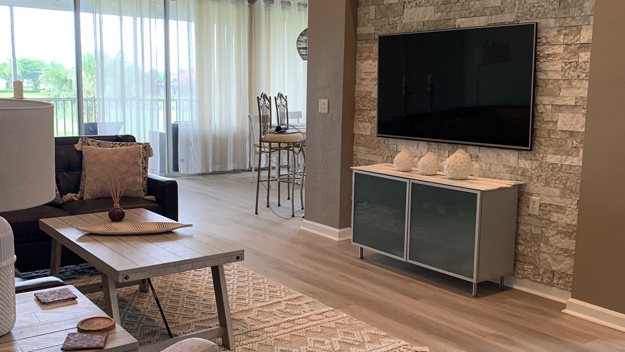 Photo of Livingroom in Bonita Springs