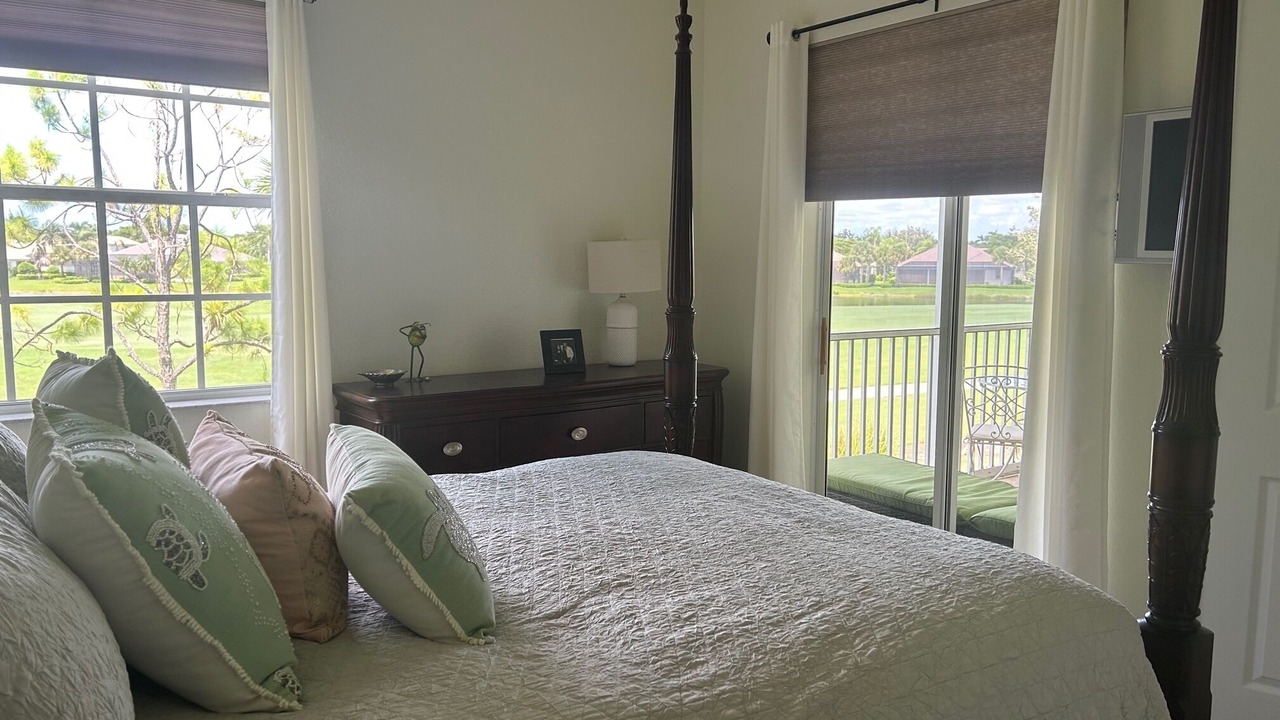 Photo of Bedroom in Bonita Springs