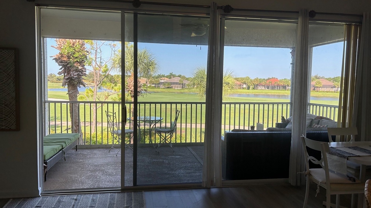 Photo of Livingroom in Bonita Springs