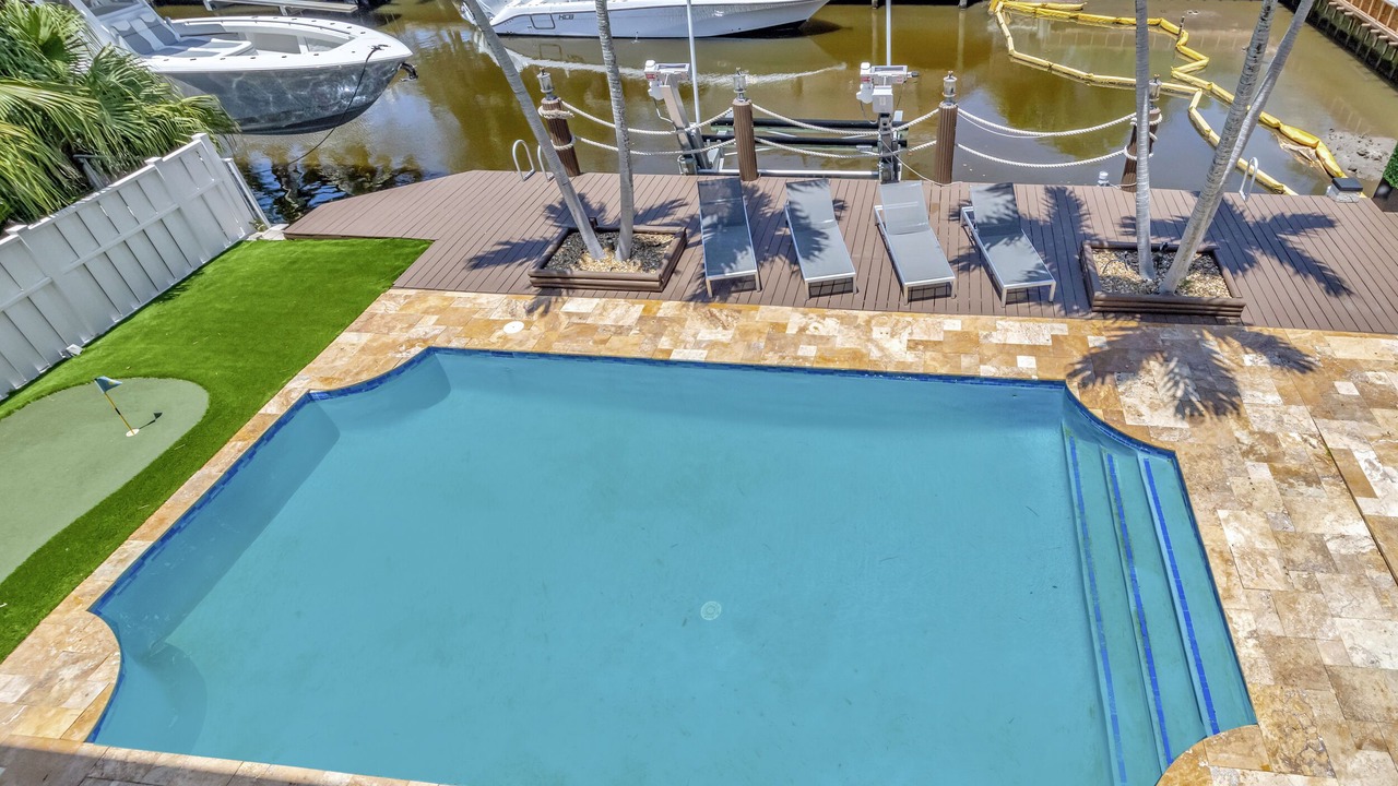 Photo of Outdoor in Tropic Isle