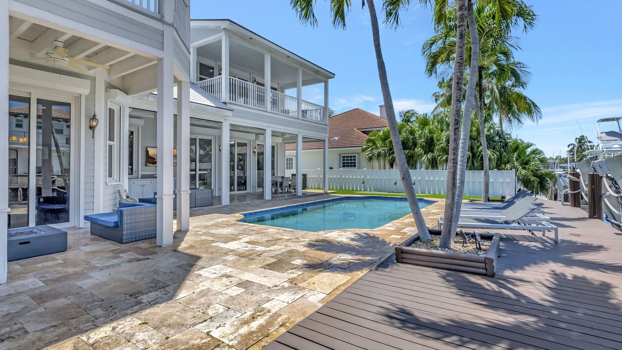 Photo of Outdoor in Tropic Isle