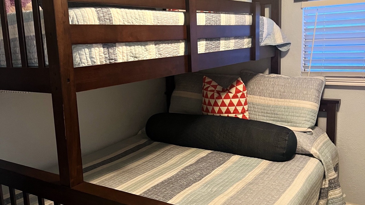 Photo of Bedroom in Cross Key Waterways