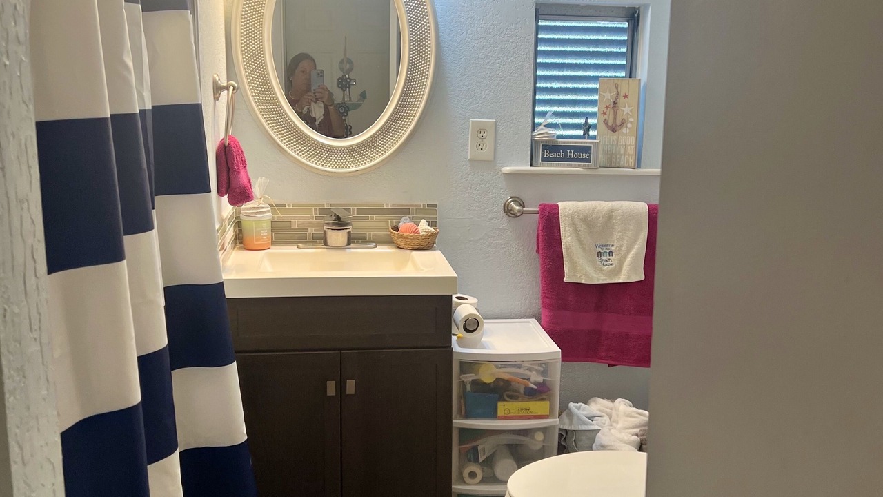 Photo of Bathroom in Cross Key Waterways