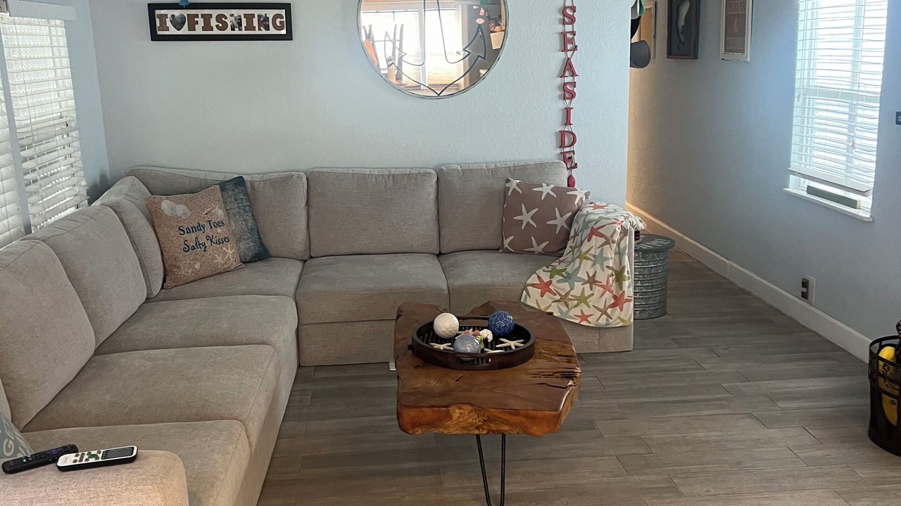 Photo of Livingroom in Cross Key Waterways