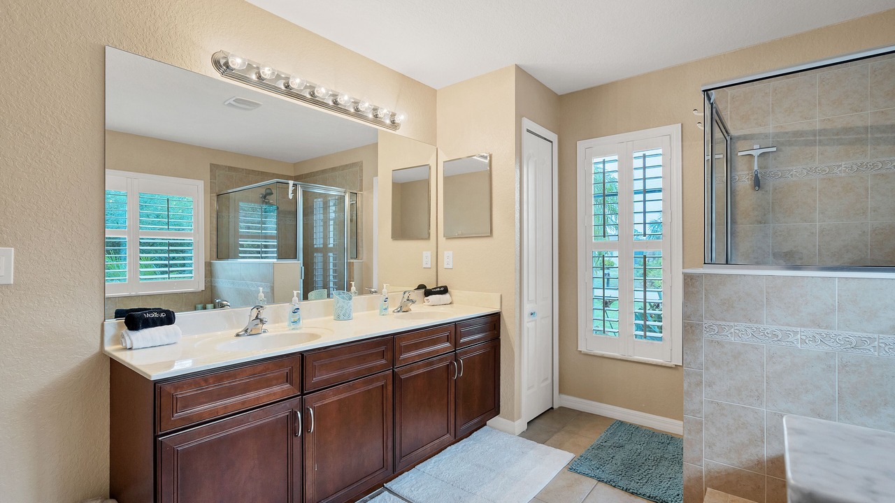 Photo of Bathroom in South Gulf Cove