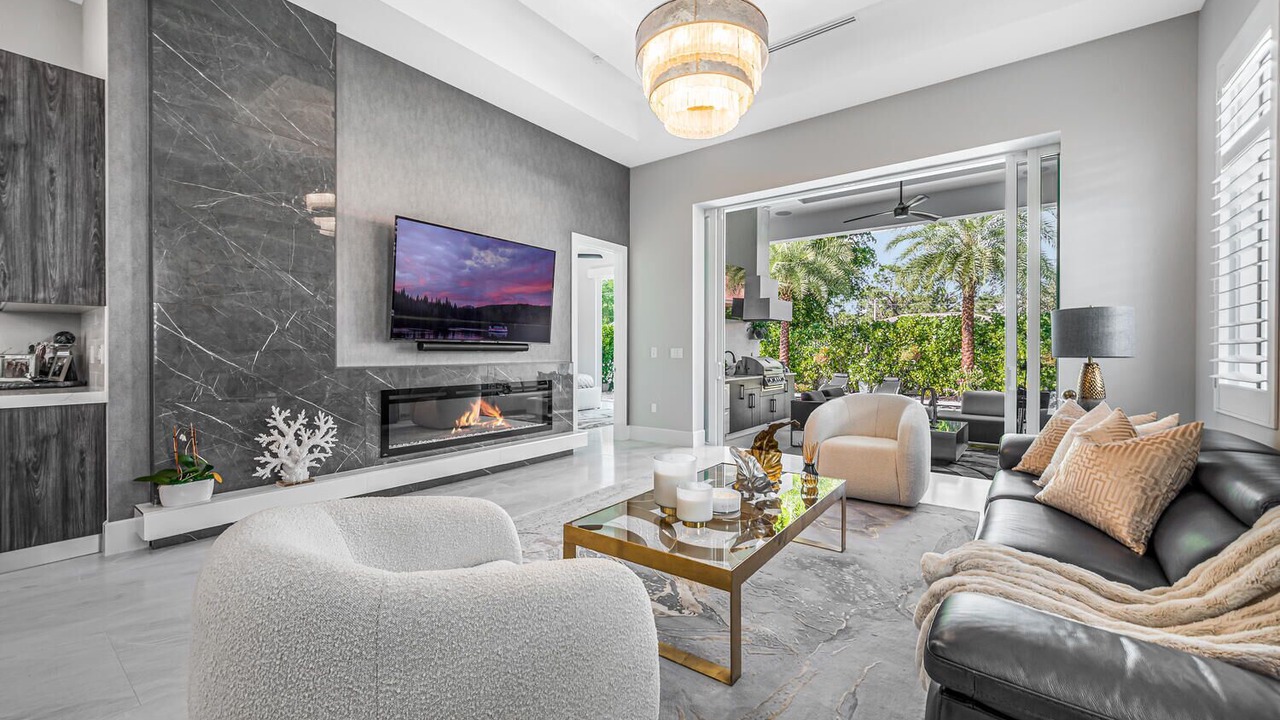 Photo of Livingroom in Naples Park