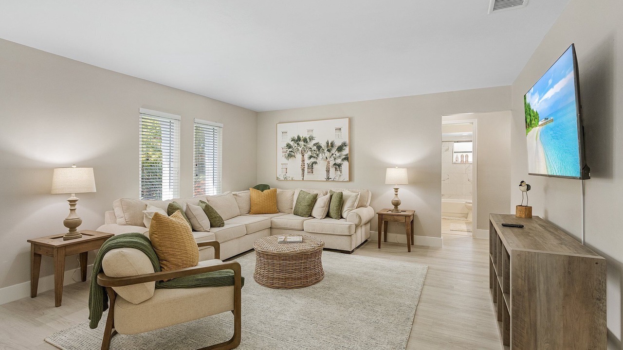 Photo of Livingroom in Central Naples