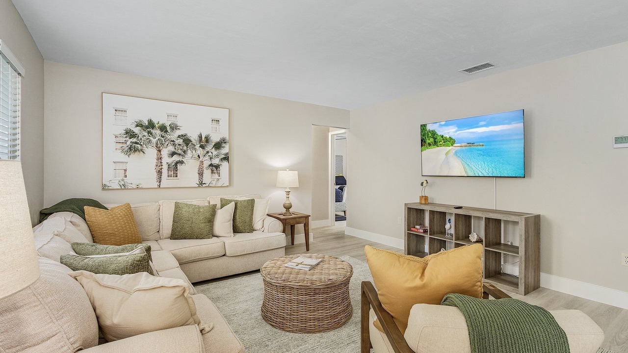 Photo of Livingroom in Central Naples