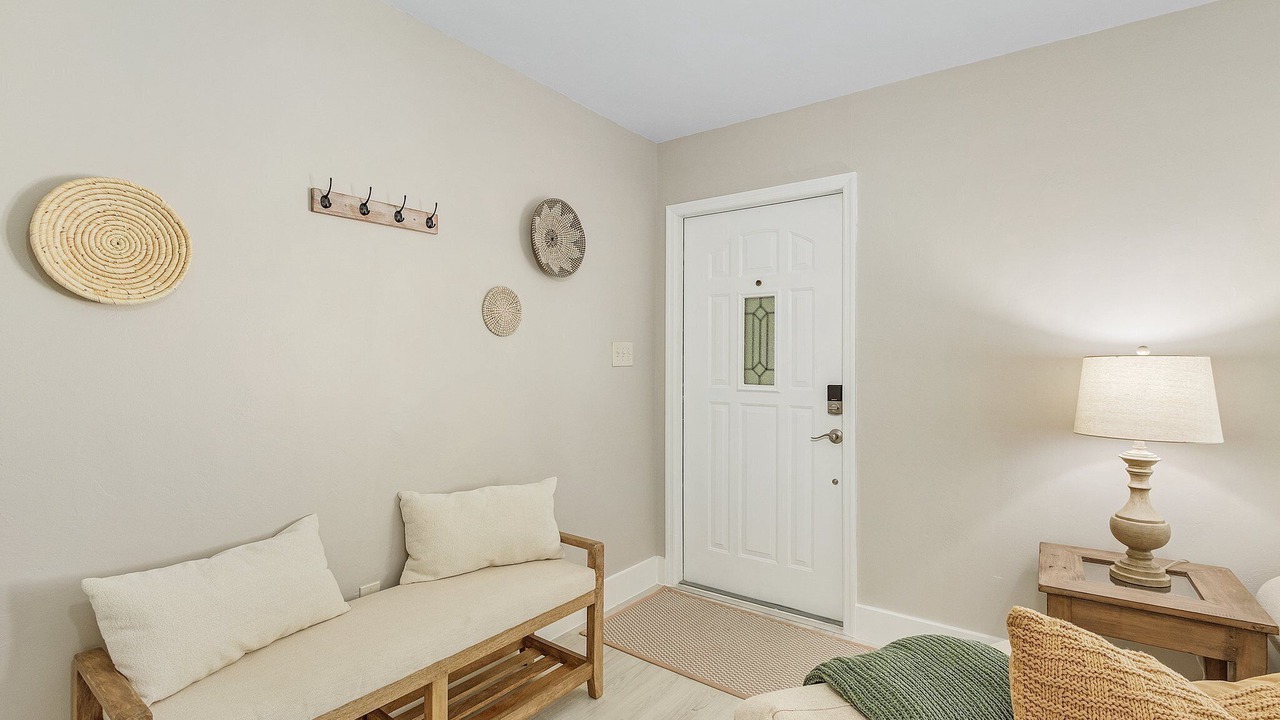 Photo of Livingroom in Central Naples
