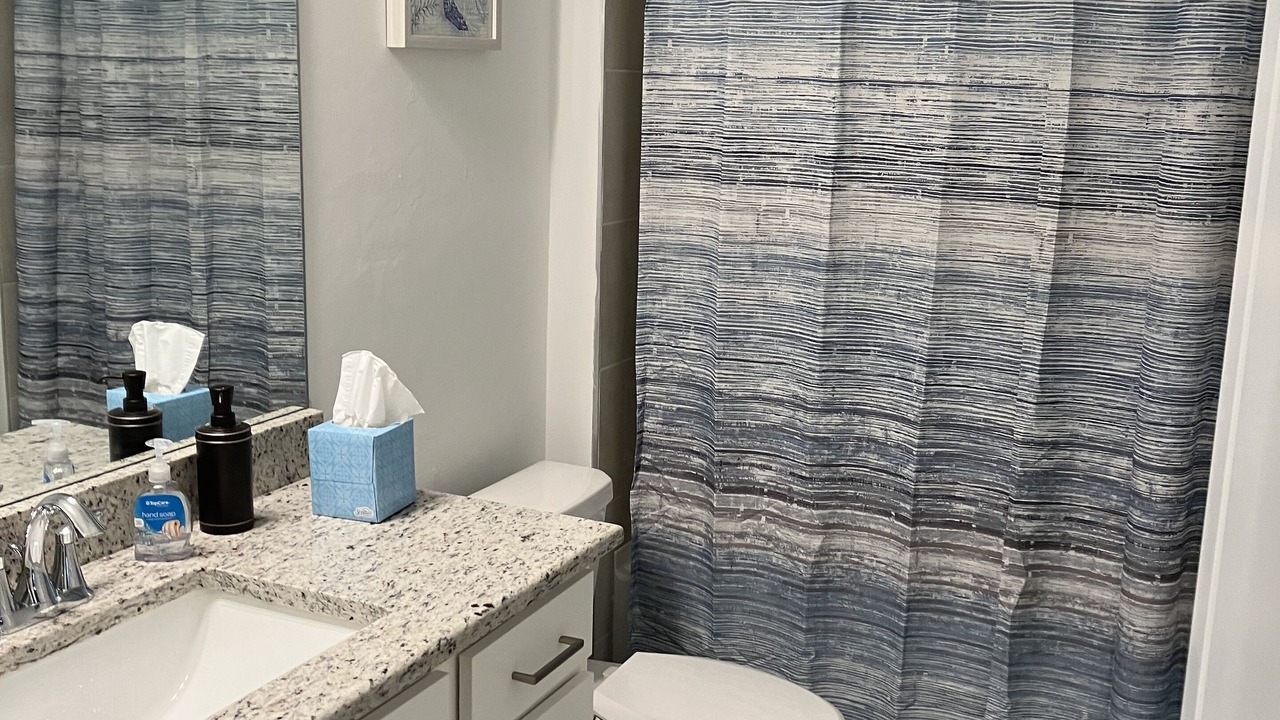 Photo of Bathroom in Gateway