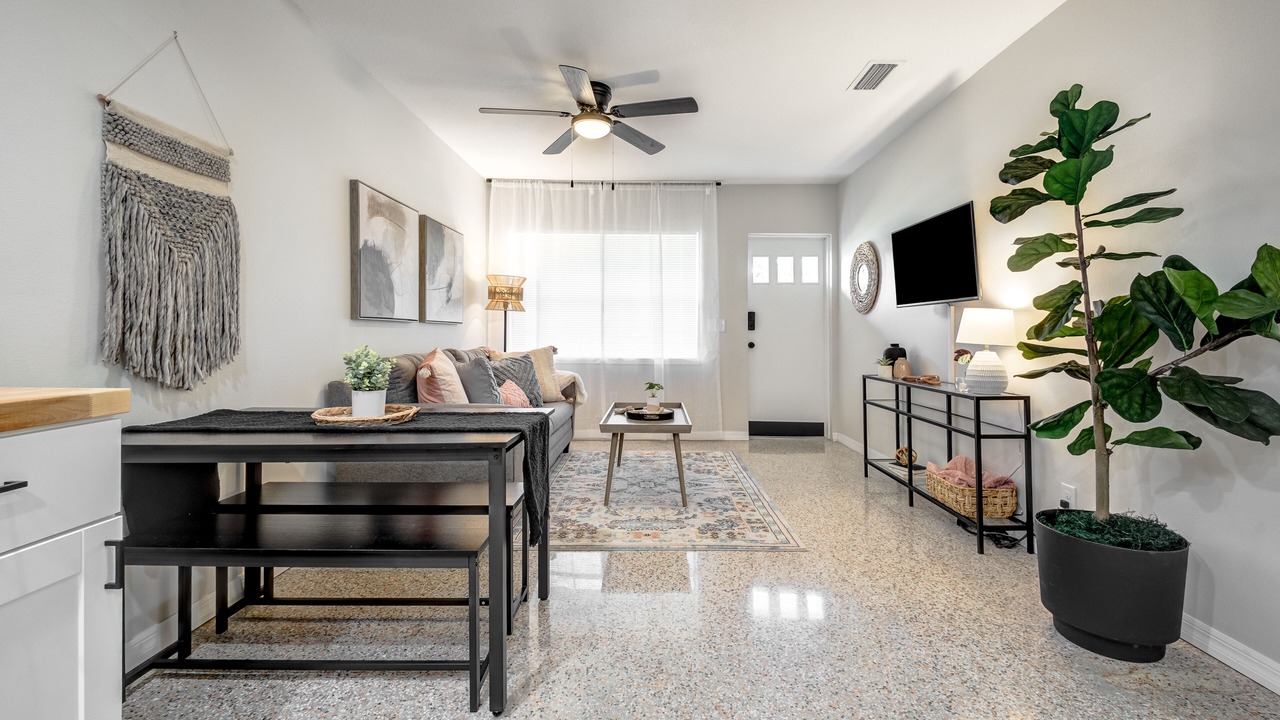 Photo of Livingroom in Tropic