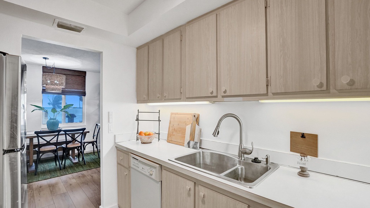 Photo of Kitchen in Palm Beach Shores