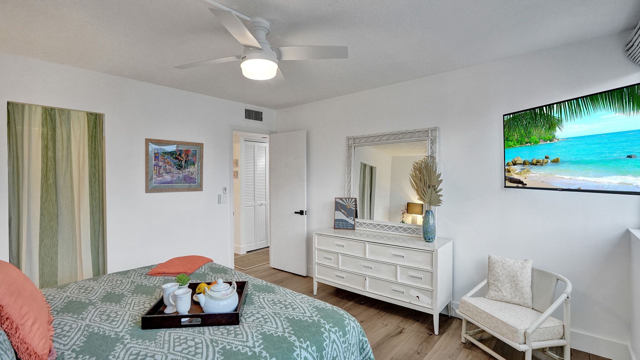 Photo of Bedroom in Palm Beach Shores