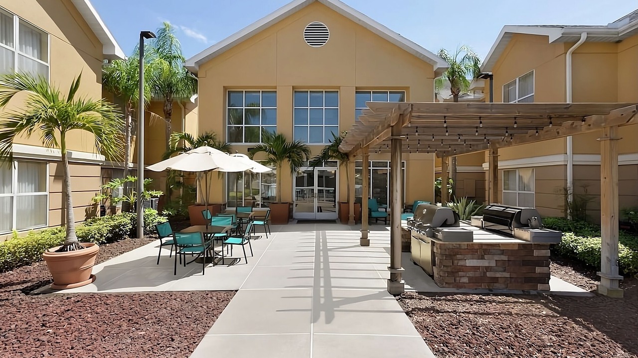 Photo of Outdoor in Feather Sound