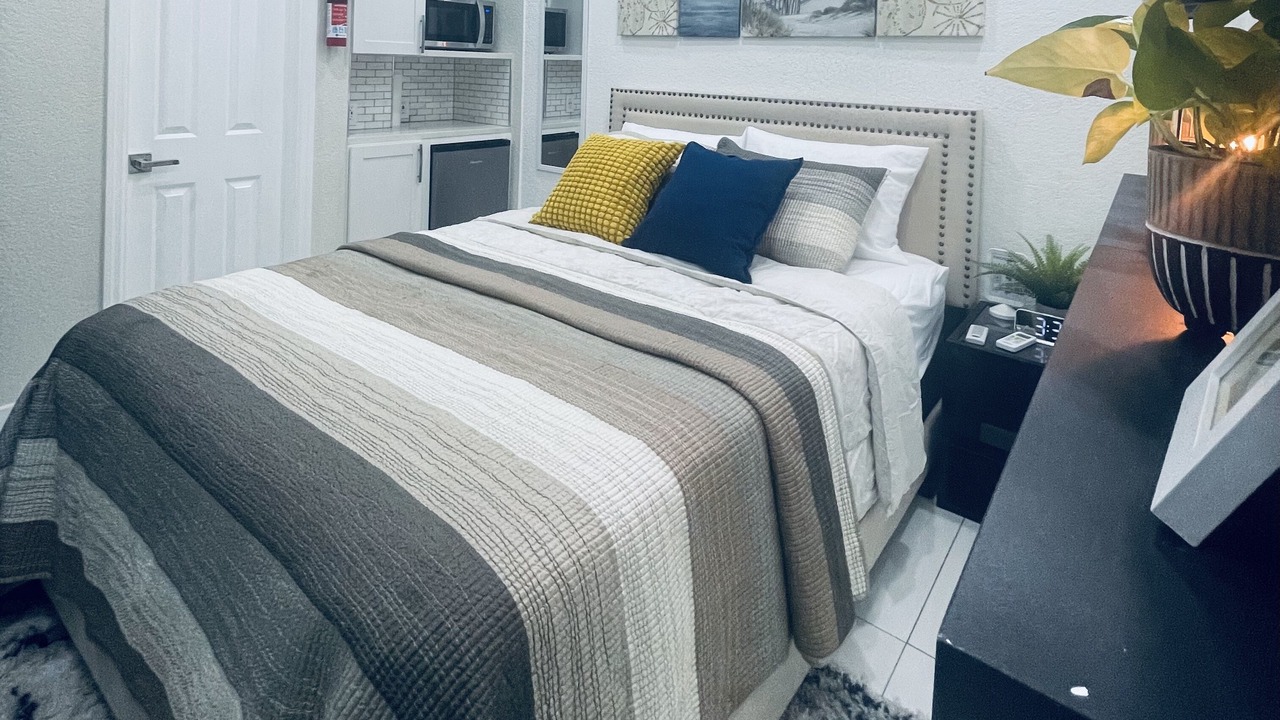 Photo of Bedroom in Sunrise