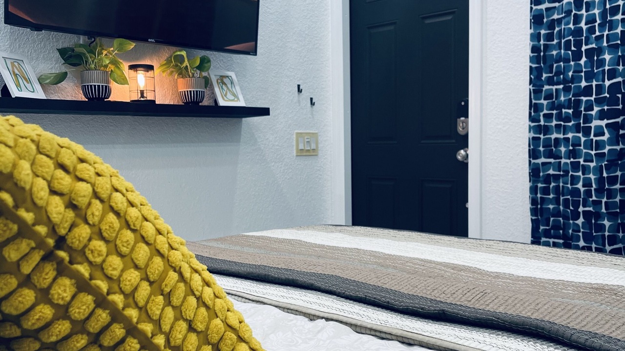 Photo of Bedroom in Sunrise
