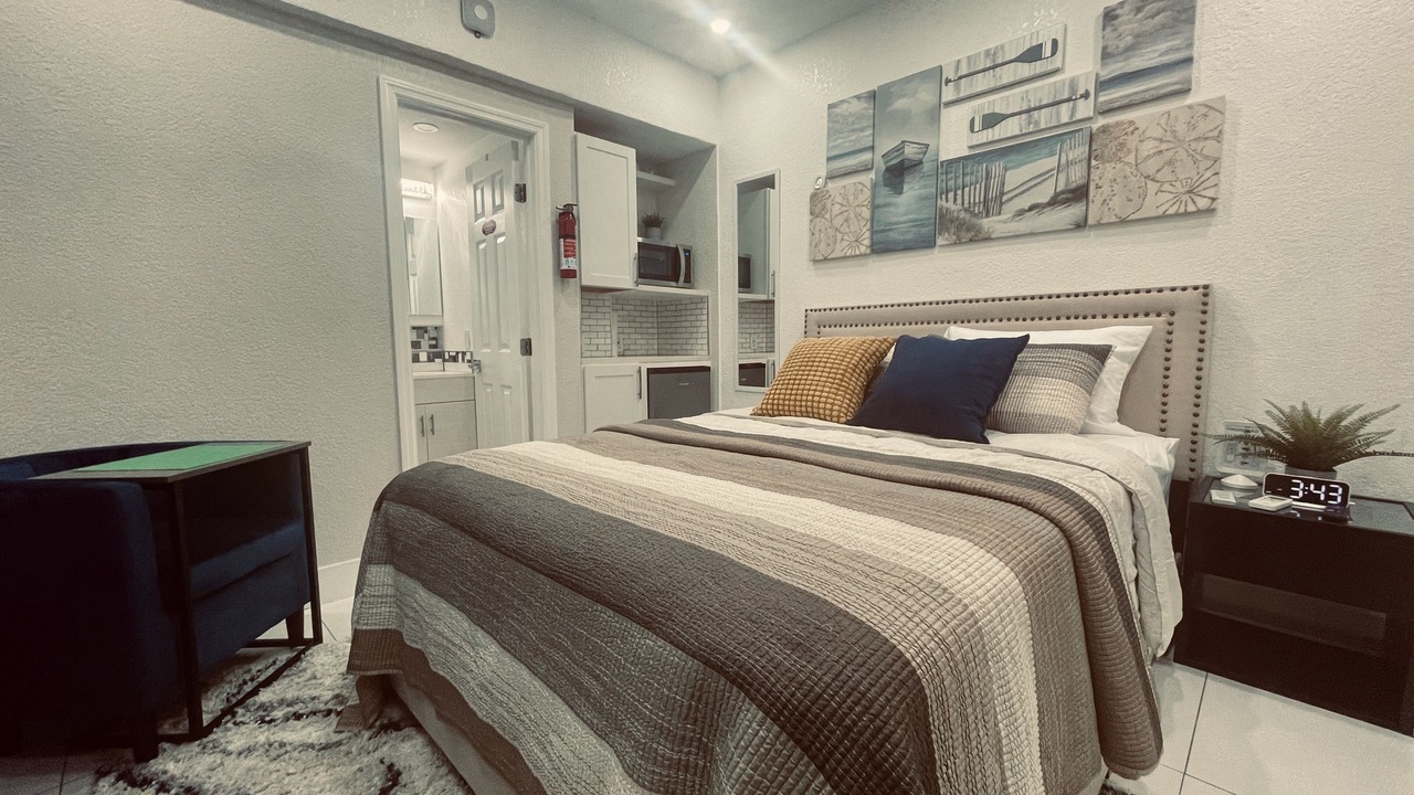 Photo of Bedroom in Sunrise