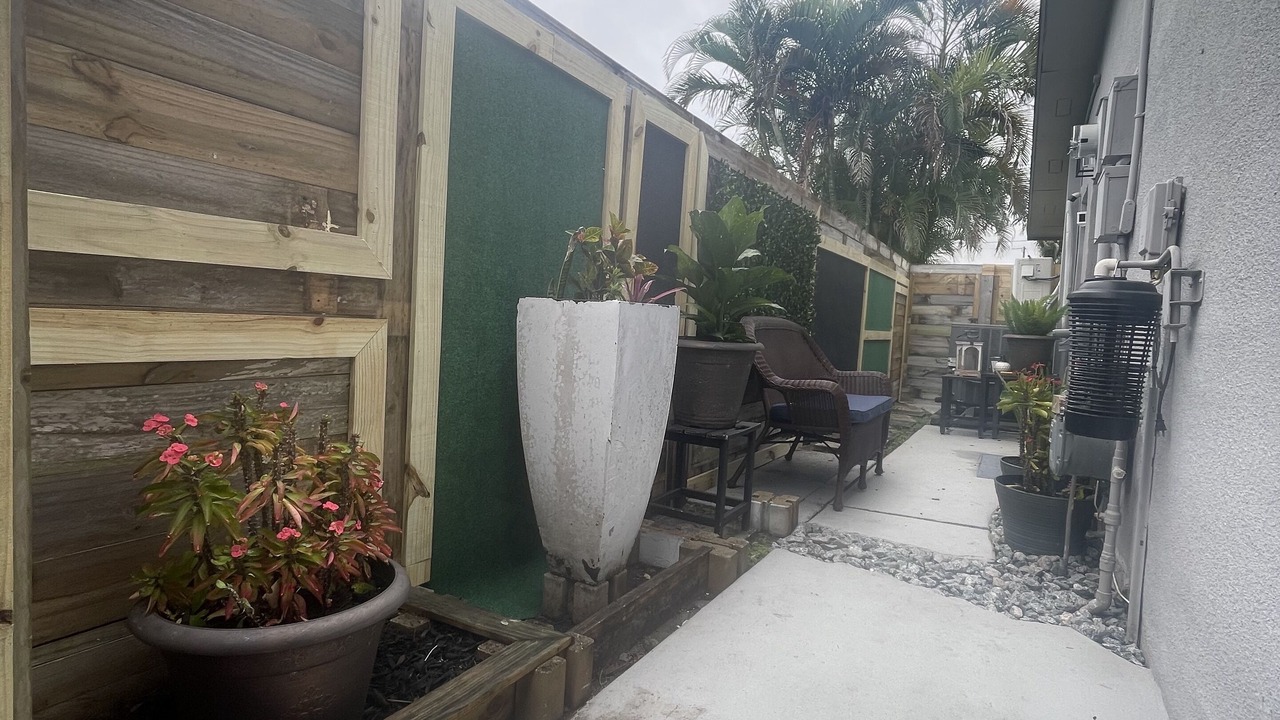 Photo of Patio Balcony in Sunrise