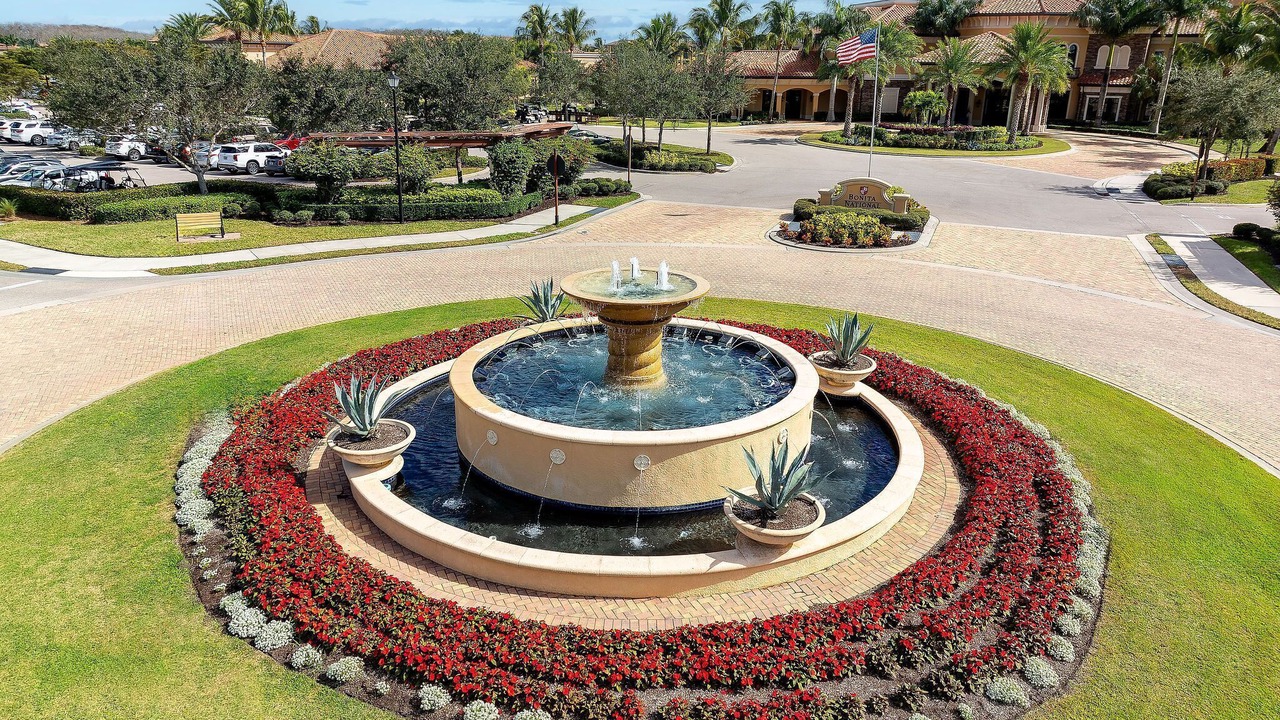 Photo of Outdoor in Naples