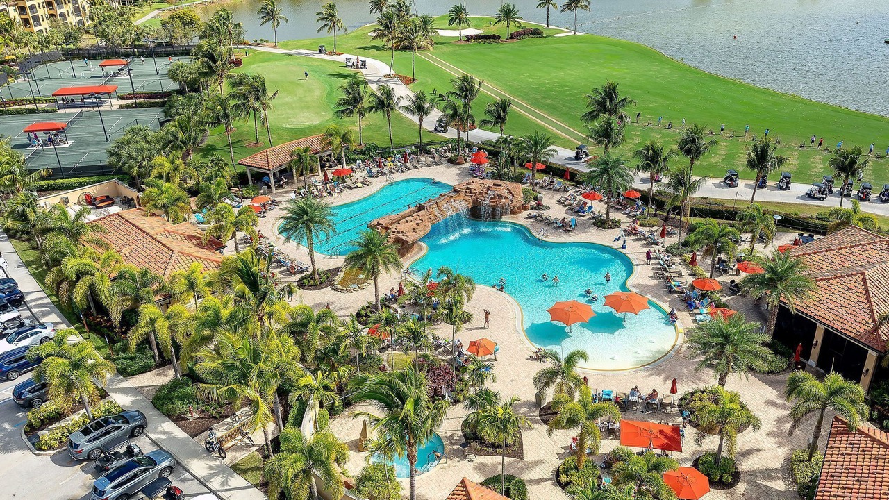 Photo of Outdoor in Naples