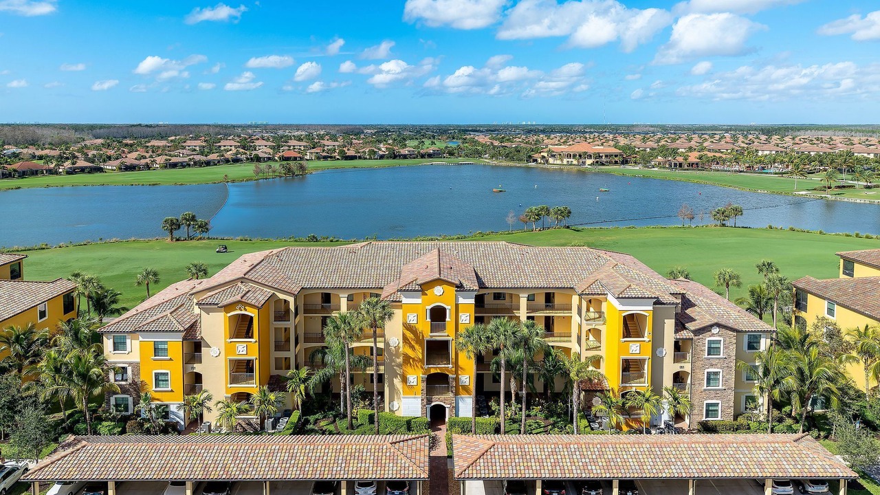 Photo of Outdoor in Naples