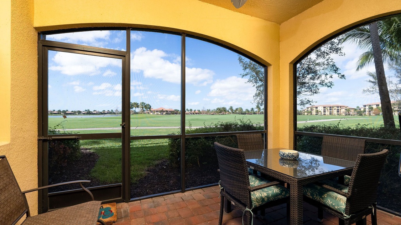 Photo of Outdoor in Naples
