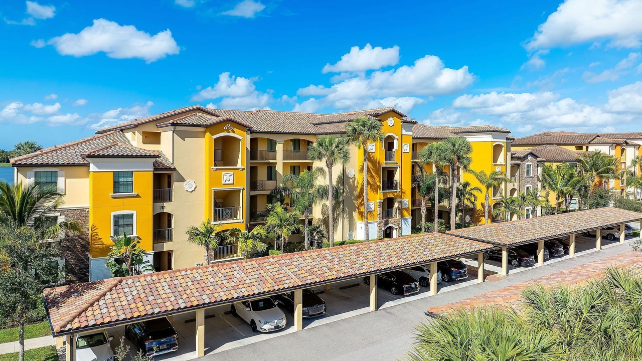 Photo of Outdoor in Naples