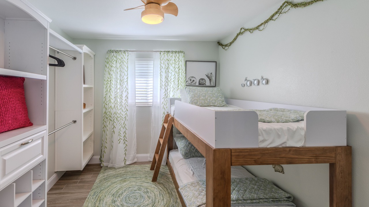 Photo of Bedroom in Central Naples
