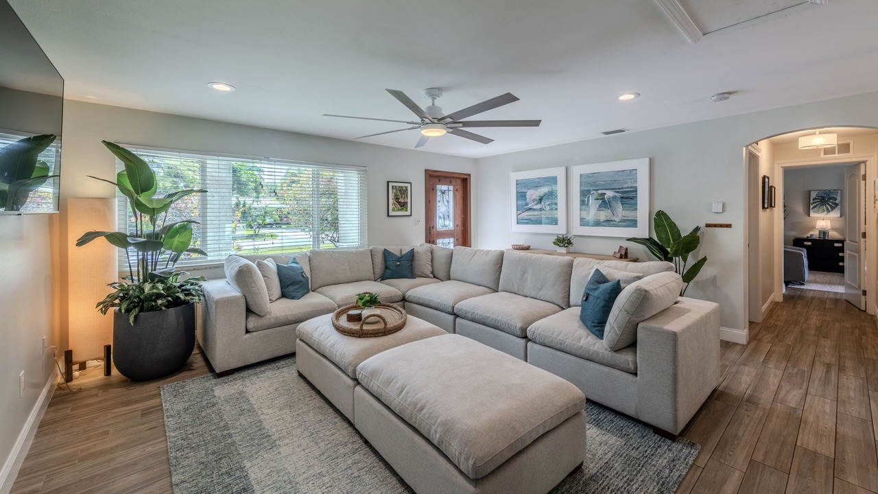 Photo of Livingroom in Central Naples