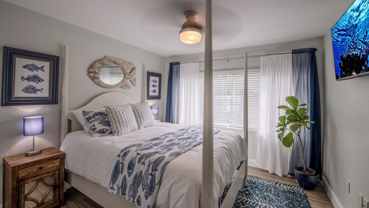 Photo of Bedroom in Central Naples
