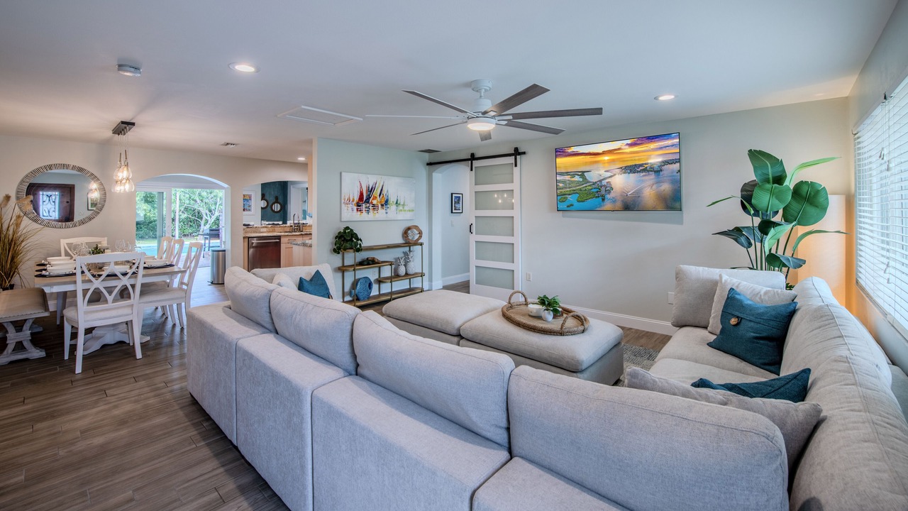 Photo of Livingroom in Central Naples