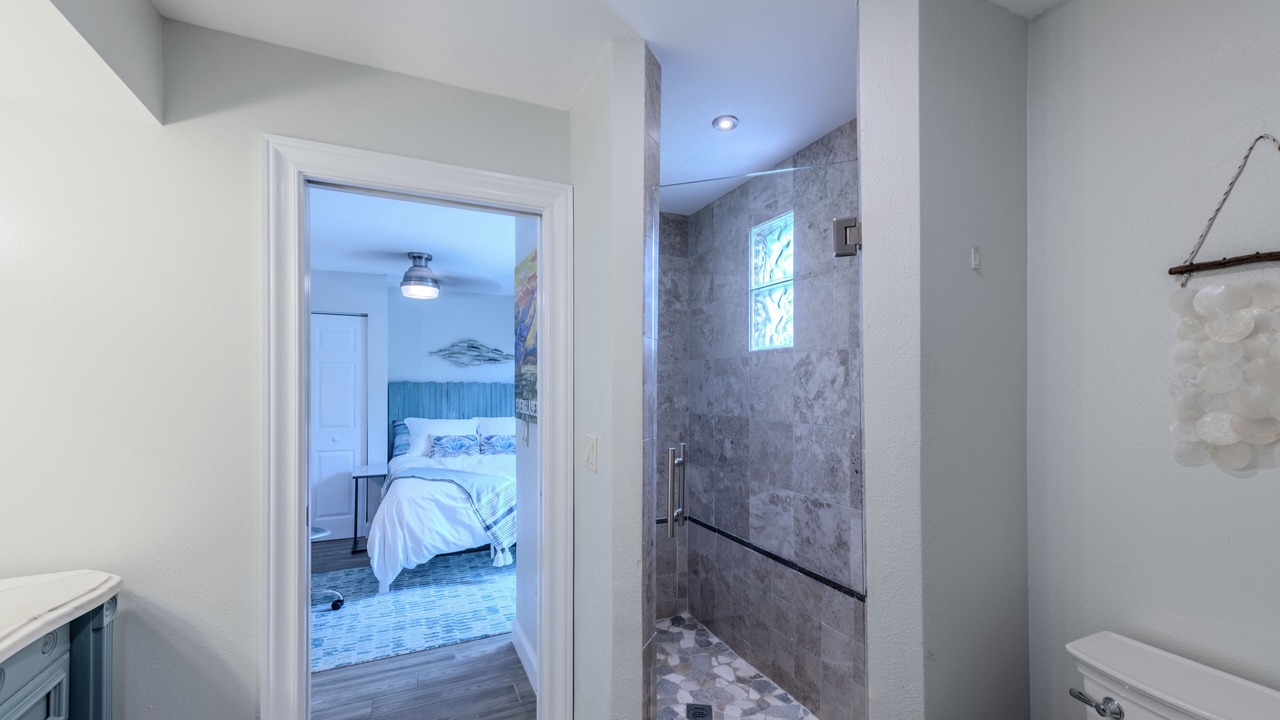 Photo of Bathroom in Central Naples