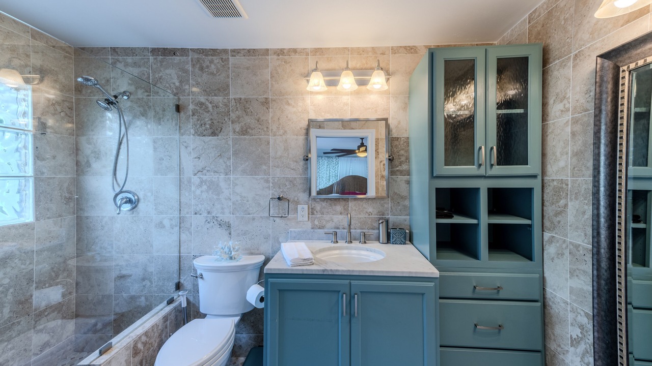 Photo of Bathroom in Central Naples
