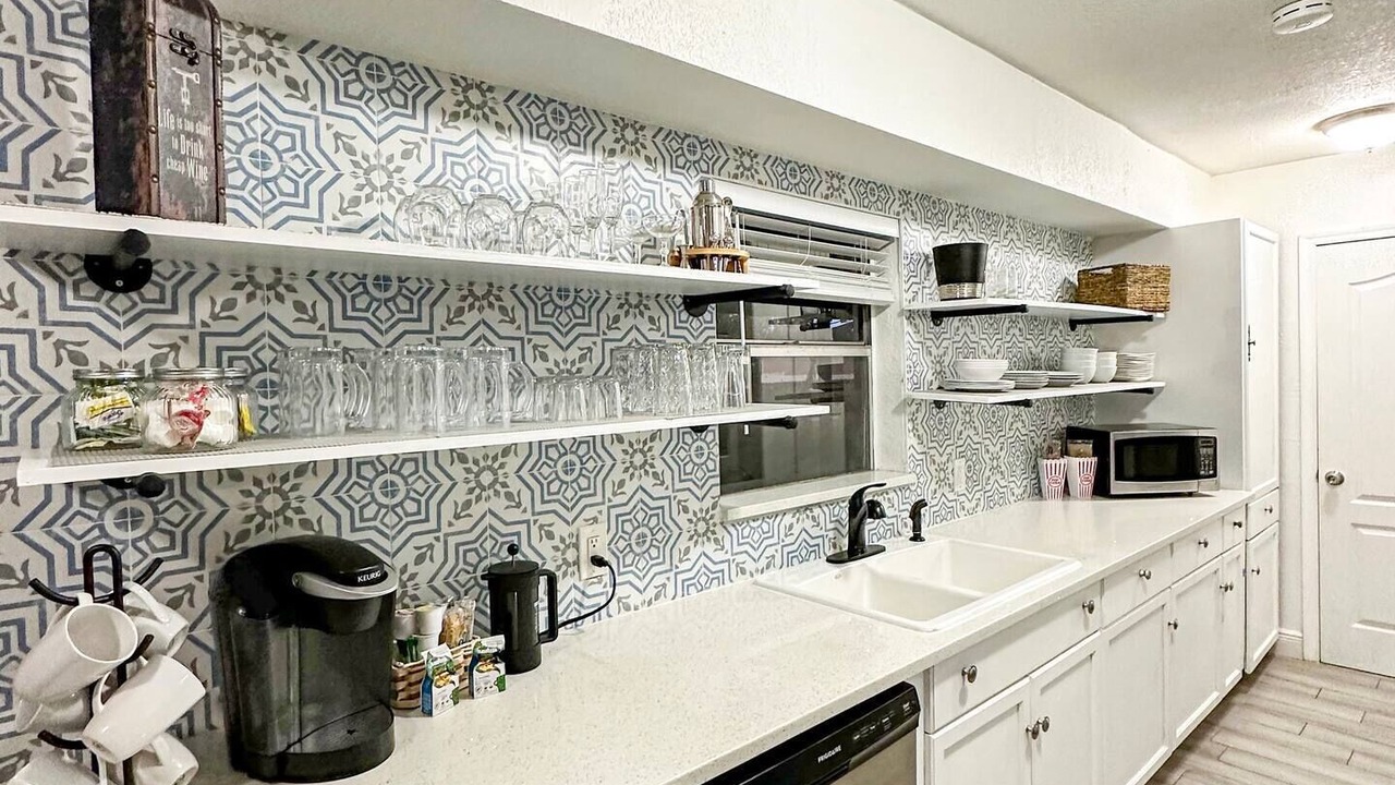 Photo of Kitchen in Carver City - Lincoln Gardens