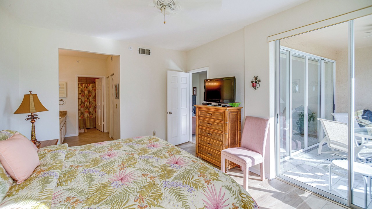 Photo of Bedroom in Bonita Springs
