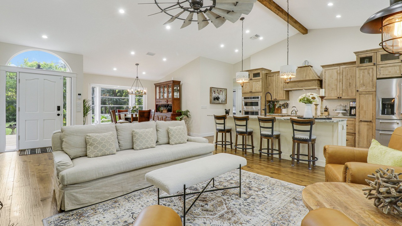 Photo of Livingroom in Jupiter Farms