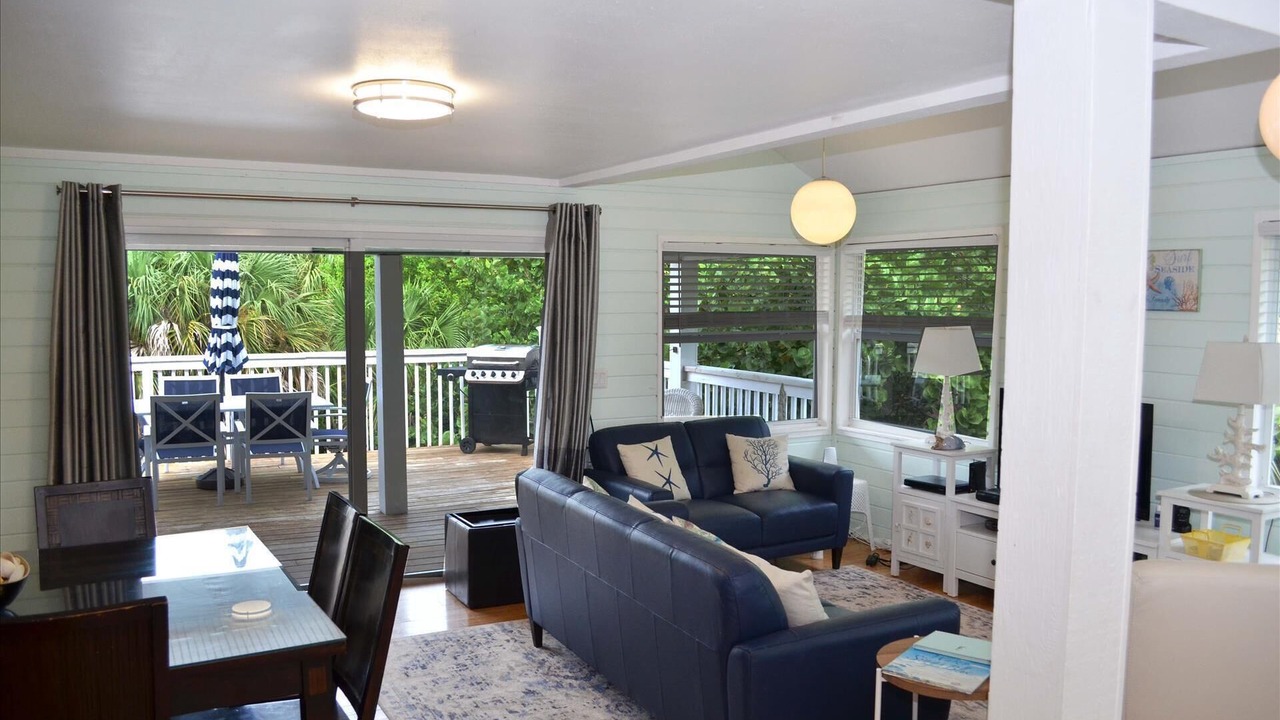 Photo of Livingroom in North Captiva