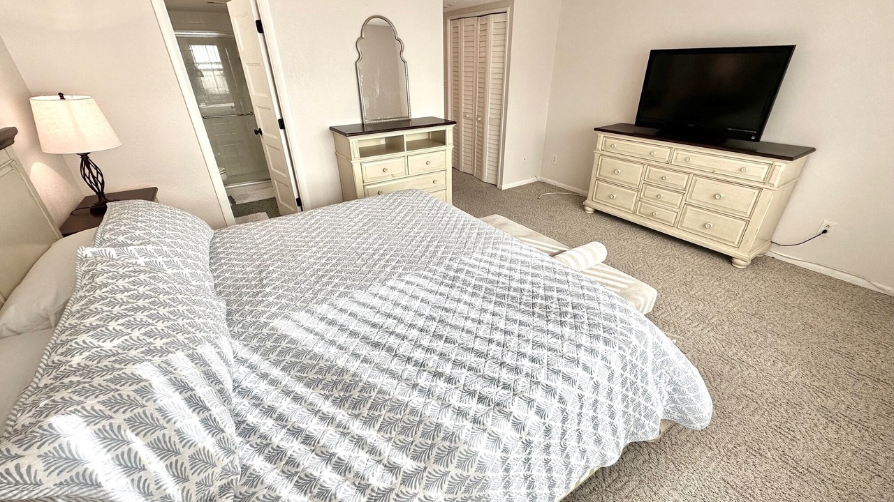 Photo of Bedroom in Sebring