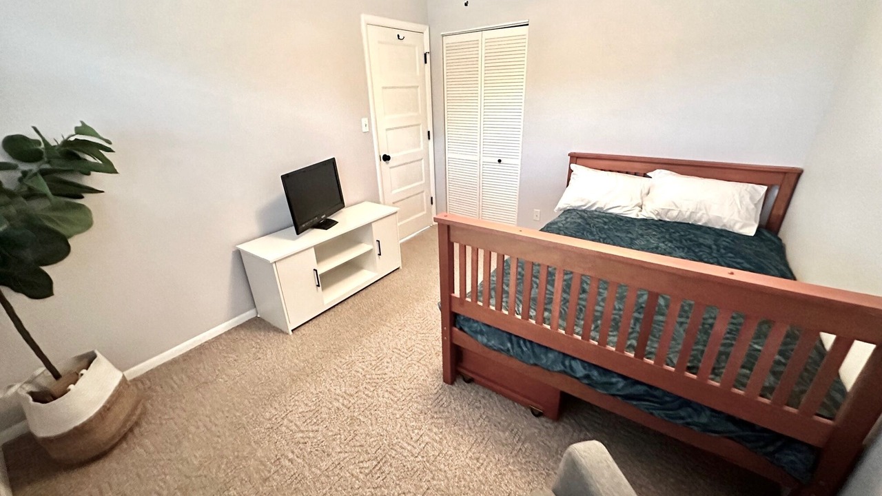 Photo of Bedroom in Sebring