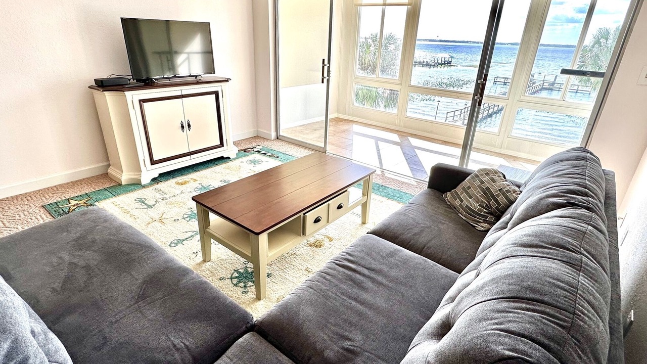 Photo of Livingroom in Sebring