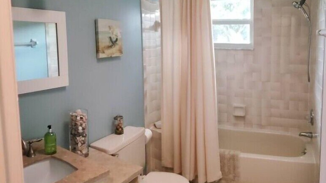 Photo of Bathroom in Port Saint Lucie