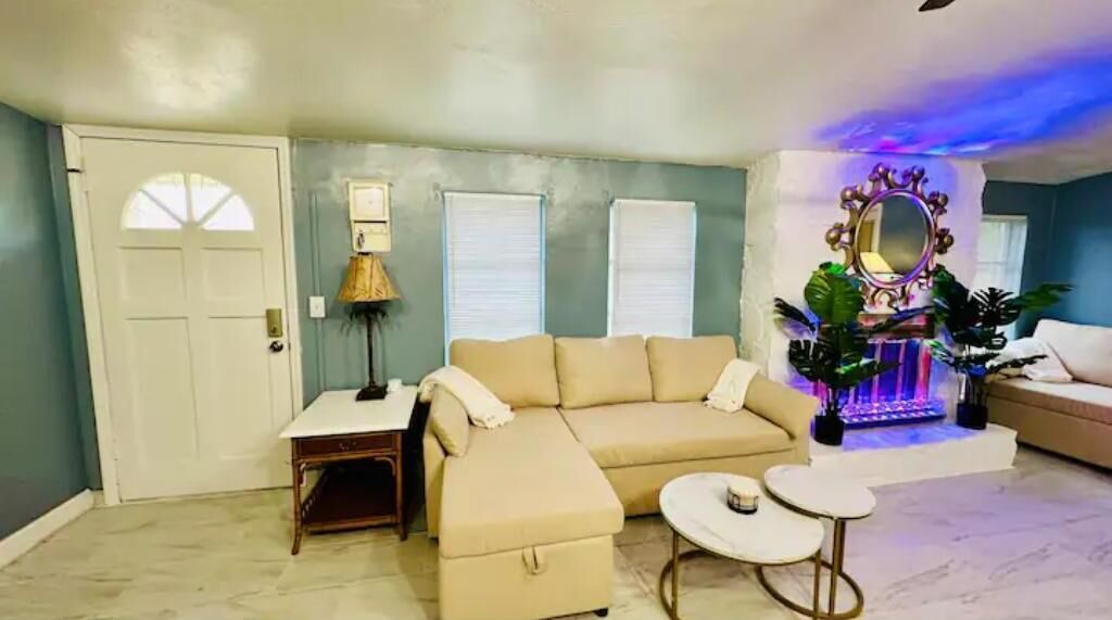 Photo of Livingroom in Iona