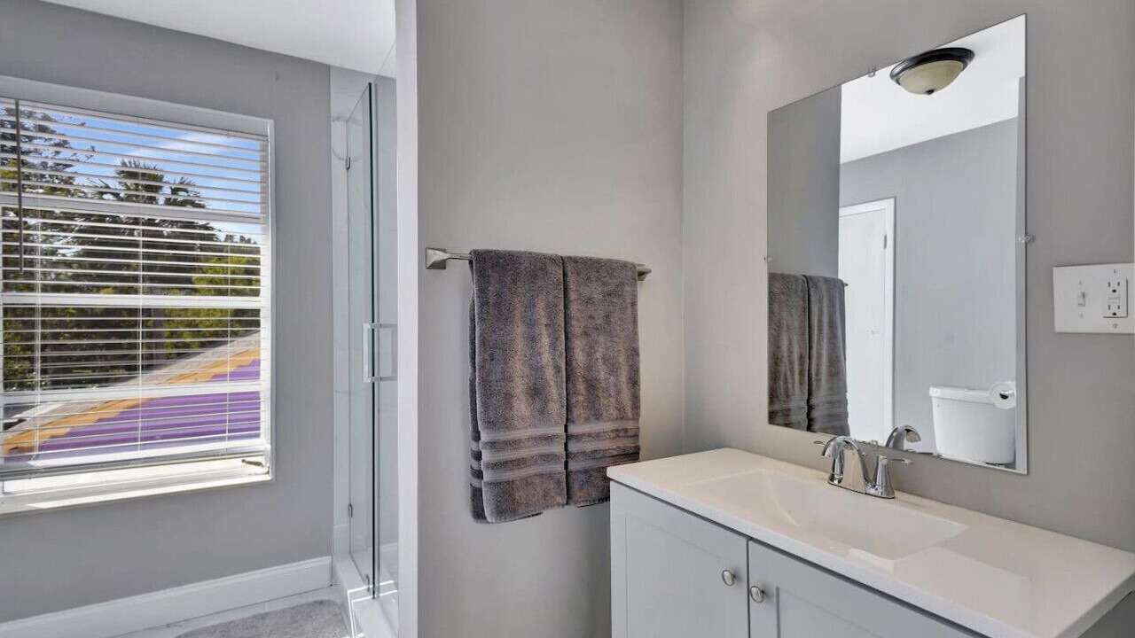 Photo of Bathroom in Indian River Estates