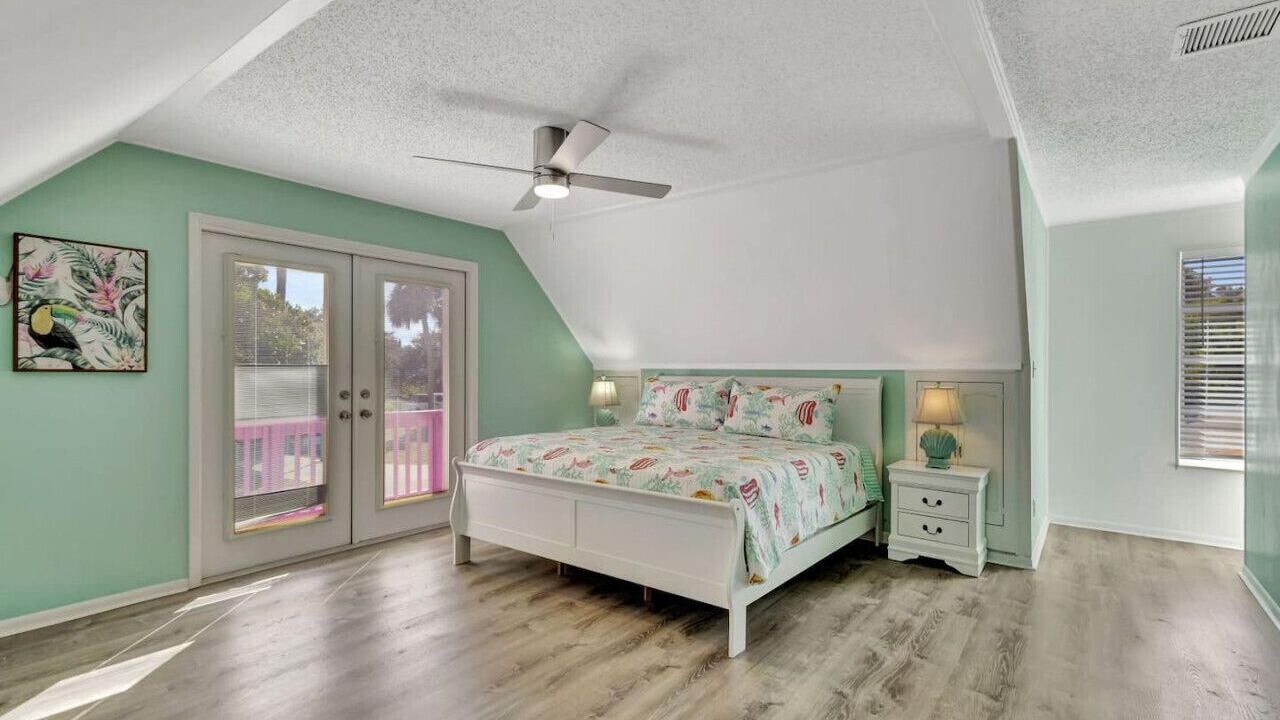 Photo of Bedroom in Indian River Estates