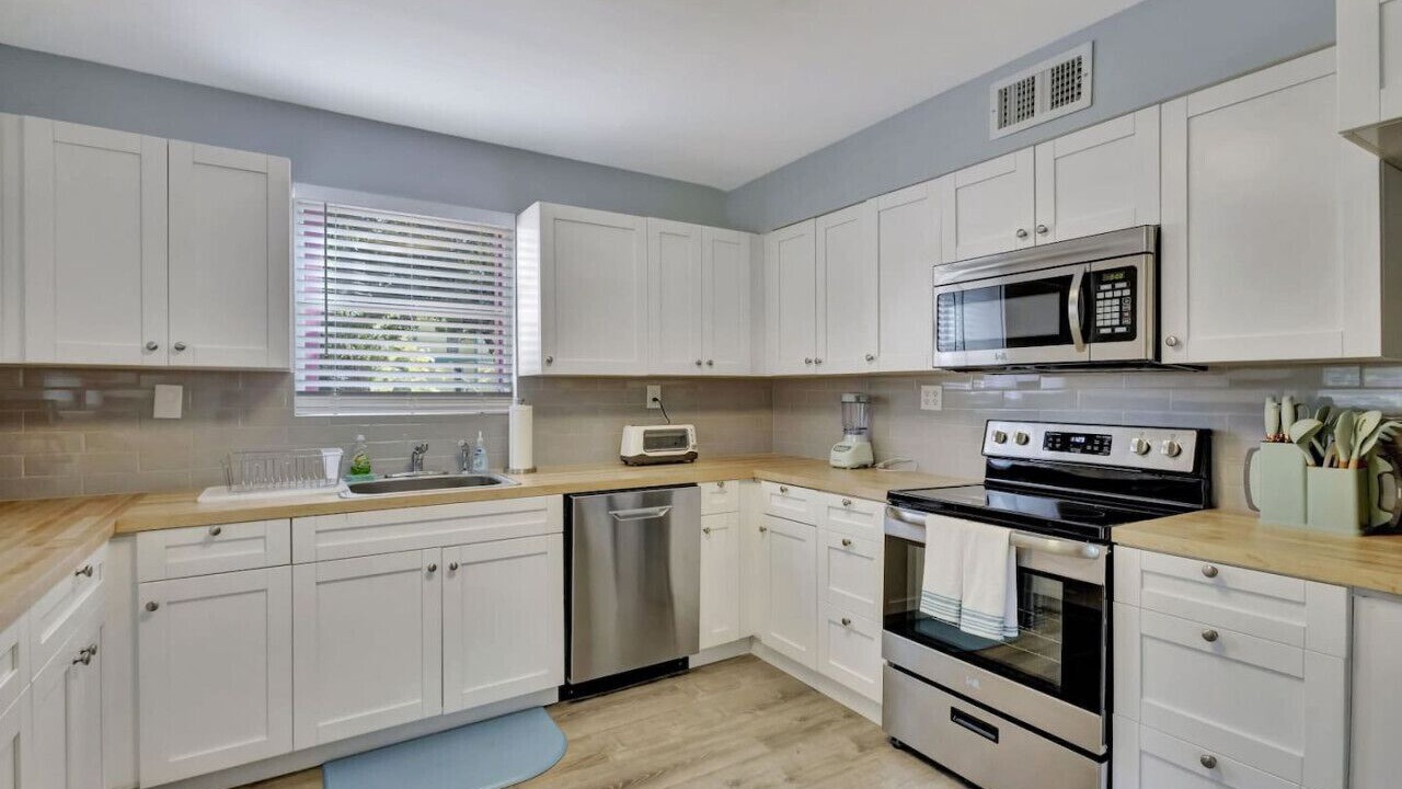 Photo of Kitchen in Indian River Estates