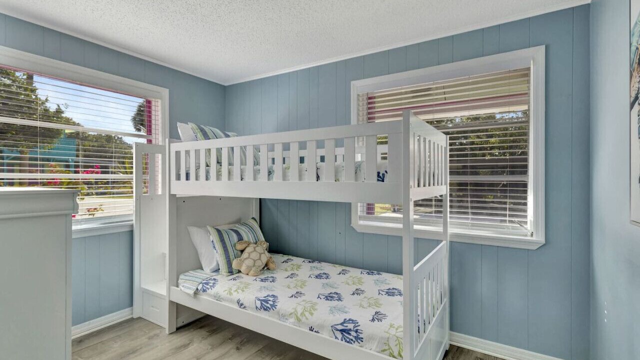 Photo of Bedroom in Indian River Estates