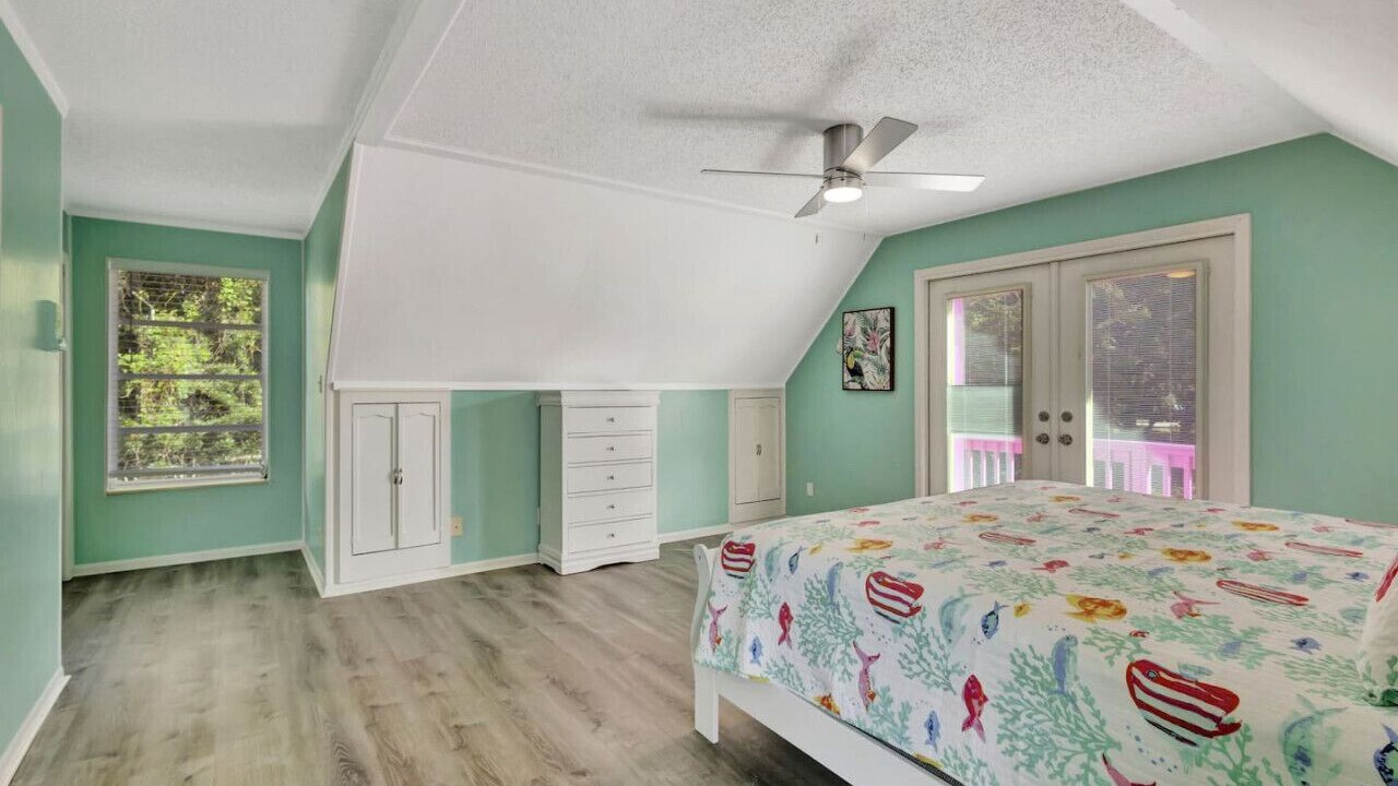 Photo of Bedroom in Indian River Estates